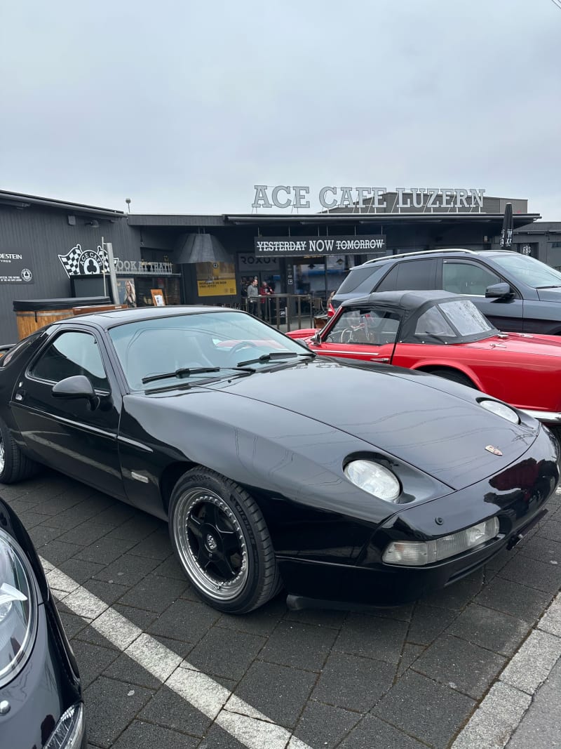 Oldtimer Meet Today at ACE Café Switzerland