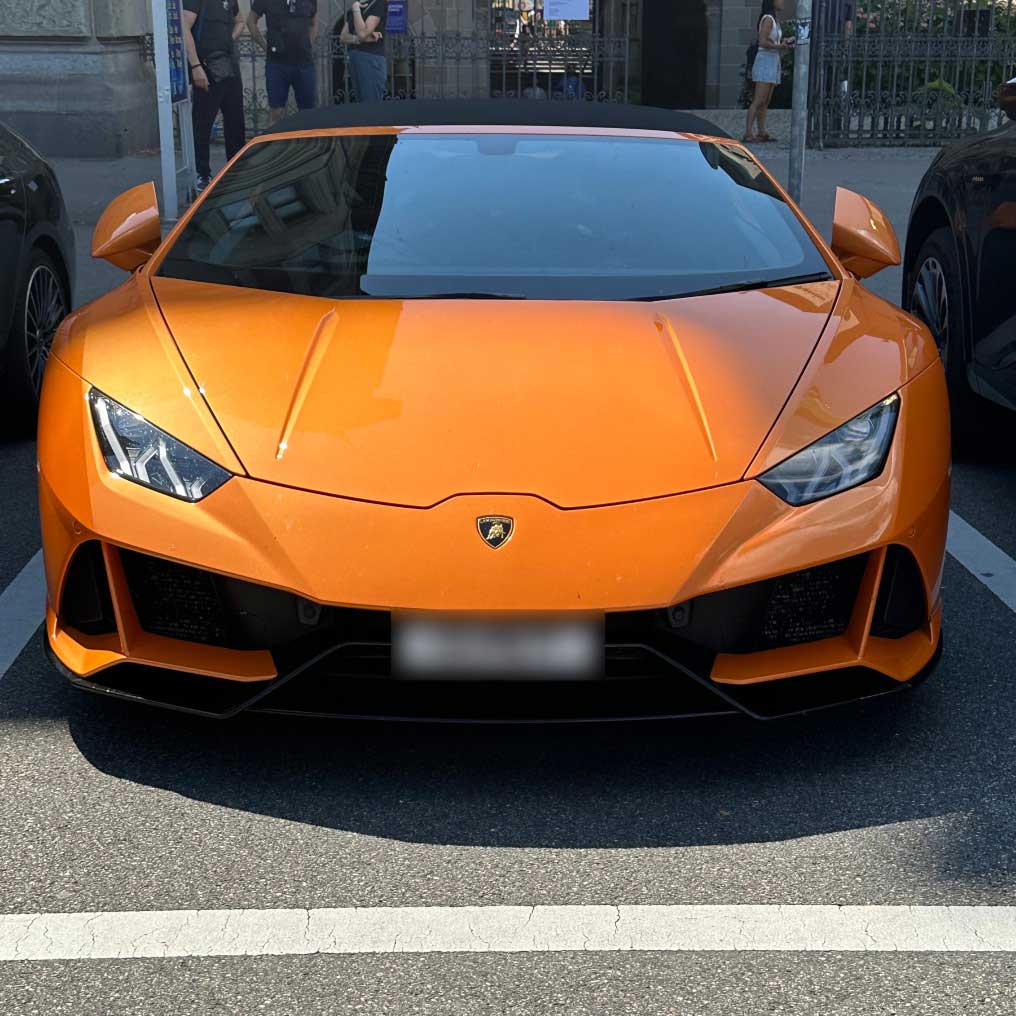 Lamborghini Huracán: A Thrill Machine with Iconic Style