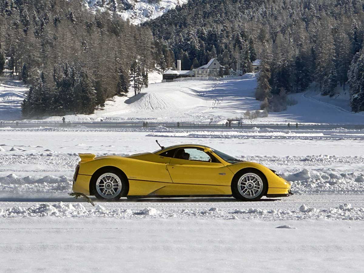 IMG_8585-TheICEStMoritz2026-dermitTheICE-gelber Pagani Zonda C12