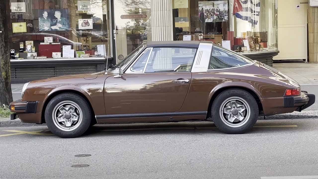 Zurich’s Classic Car Parade: Muscle Cars & Micro Marvels